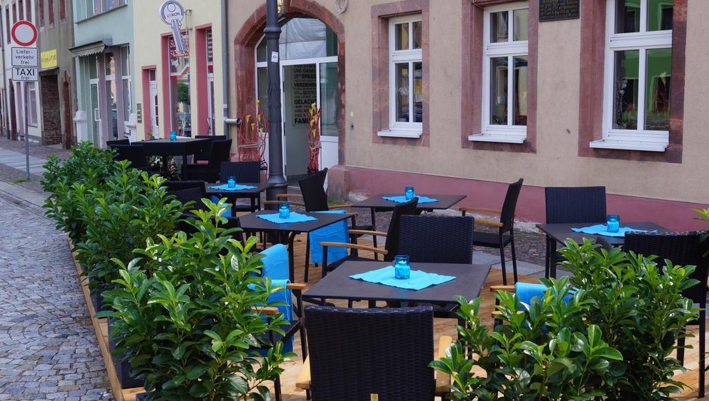Hotel Goldener Loewe Waldheim Екстериор снимка