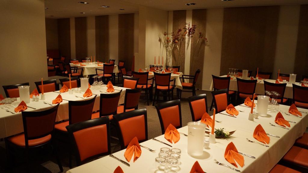 Hotel Goldener Loewe Waldheim Екстериор снимка